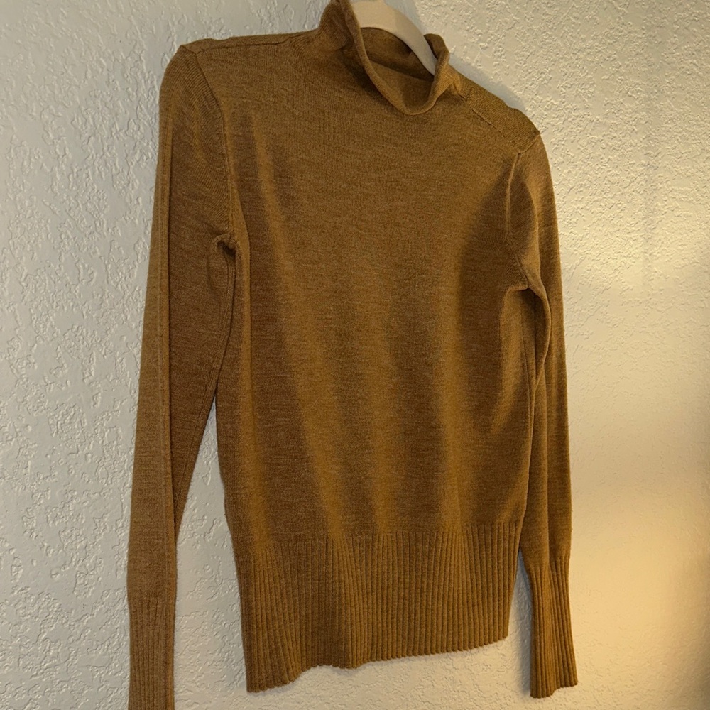 Women’s Tan Sweater